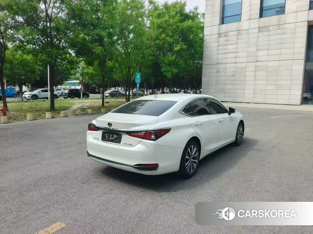 Lexus ES 2021 Белый из Китая, фото 4
