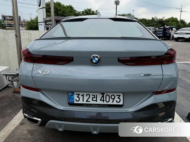 BMW X6 (G06) 2025 Светло-серебряный цвет из Кореи, фото 4