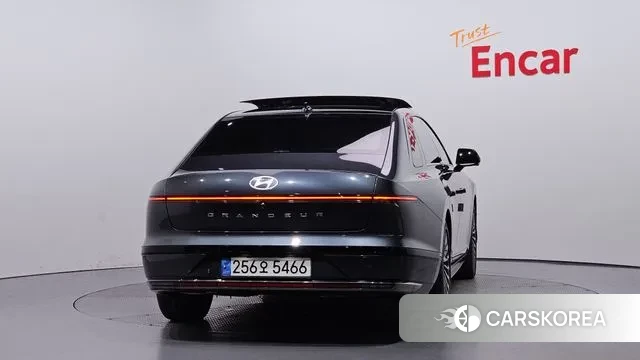 Hyundai Grandeur (GN7) id 3016479 из Кореи 14