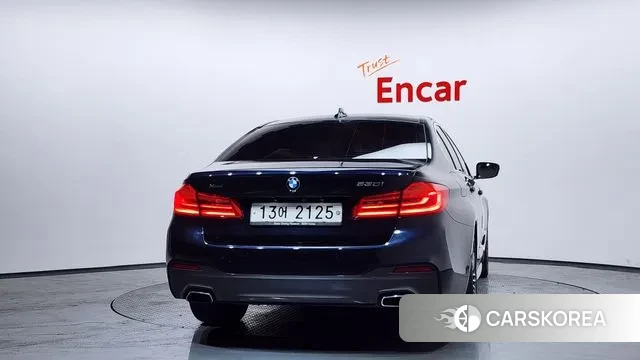 BMW 5 Series (G30) id 3641437 из Кореи 14