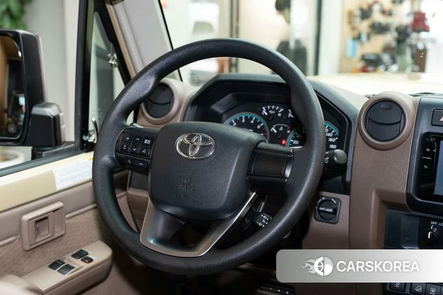 Toyota Land Cruiser 70 Series id 4278662 из Китая 21