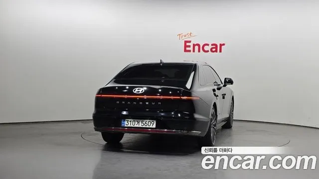 Hyundai Grandeur (GN7) id 2910277 из Кореи 14