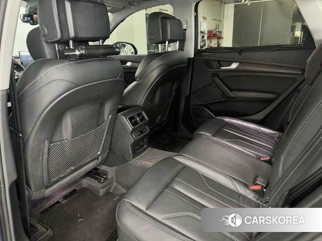 Audi Q5L 2023 Синий из Китая, фото 5