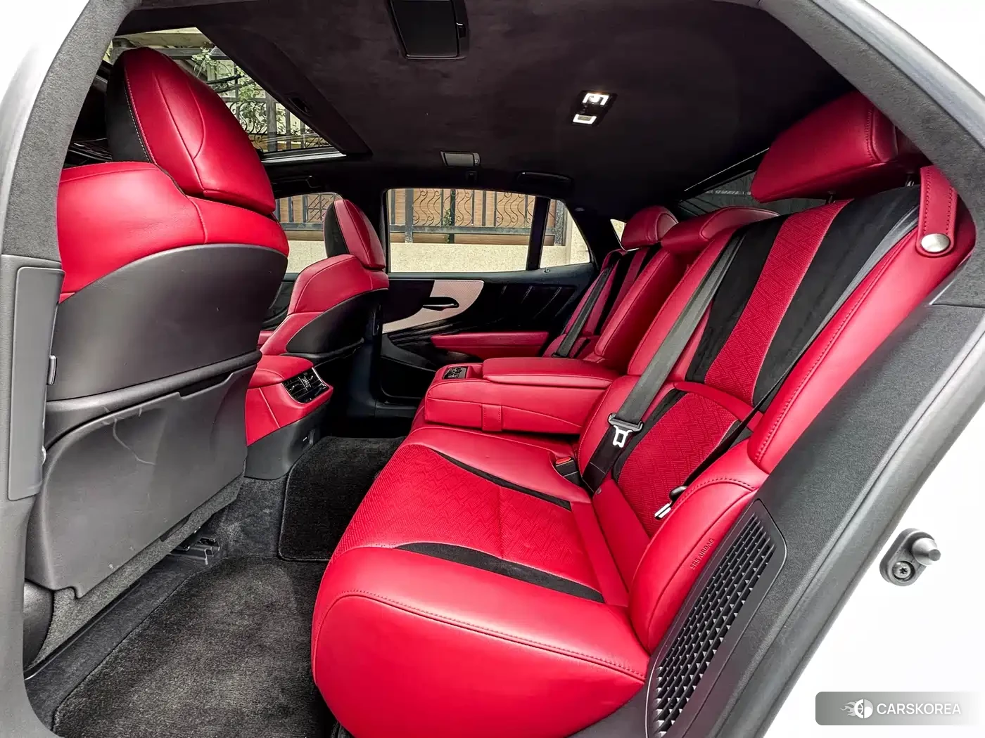 Lexus LS id 4600823 из Китая 13