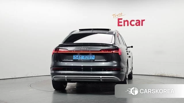 Audi e-Tron id 4631369 из Кореи 27