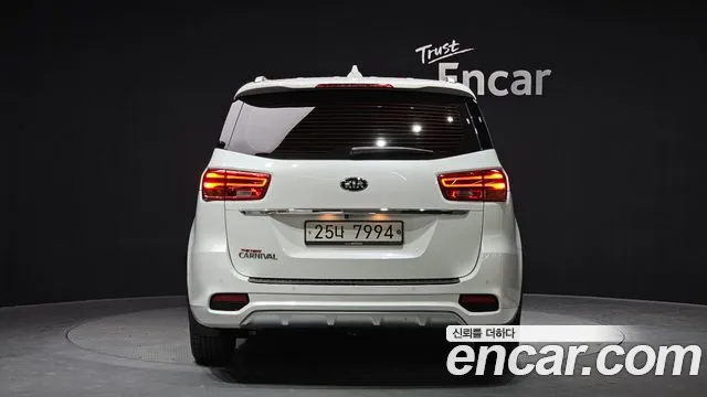 Kia The New Carnival id 2494564 из Кореи 14