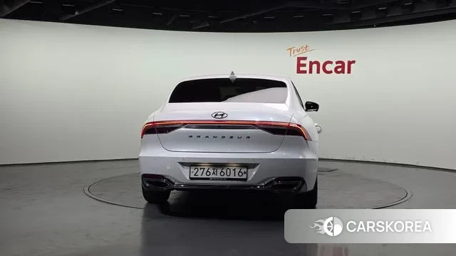 Hyundai The New Grandeur IG Hybrid id 3788913 из Кореи 14