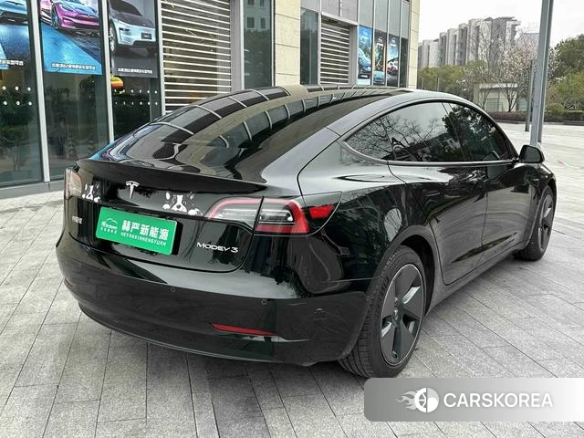 Tesla Model 3 2022 Черный из Китая, фото 4