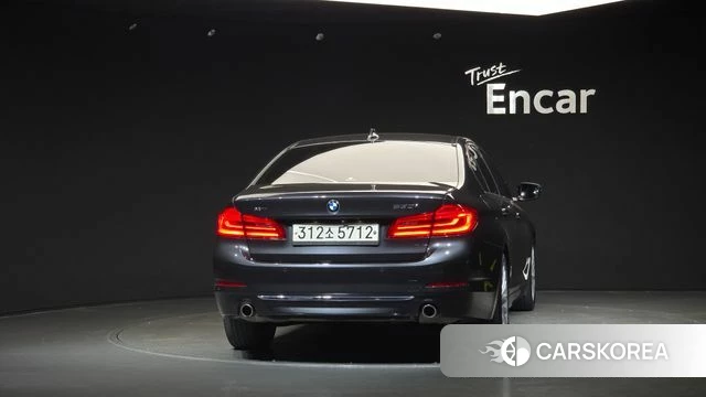 BMW 5 Series (G30) id 4775964 из Кореи 14
