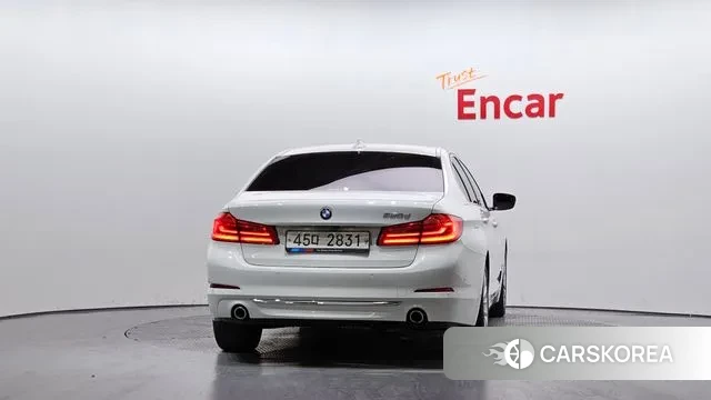 BMW 5 Series (G30) id 3413370 из Кореи 14