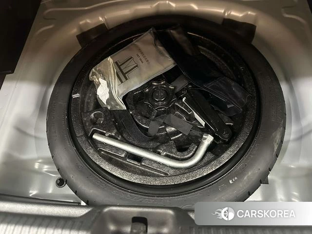 Audi Q2L id 4258417 из Китая 18