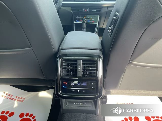 Volkswagen Passat id 4259797 из Китая 22