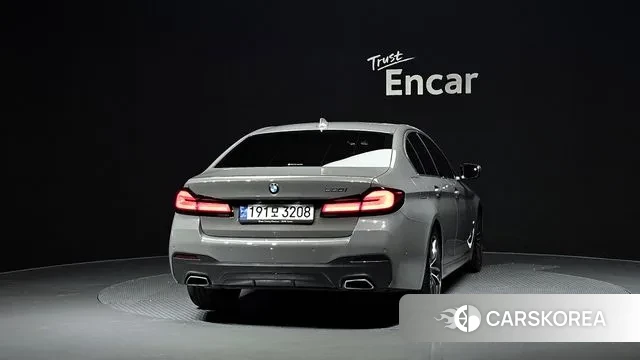 BMW 5 Series (G30) id 3059513 из Кореи 14