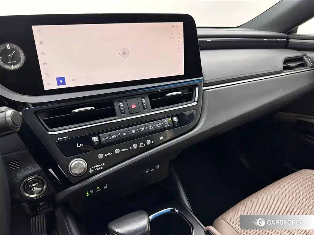 Lexus ES id 4539020 из Китая 25