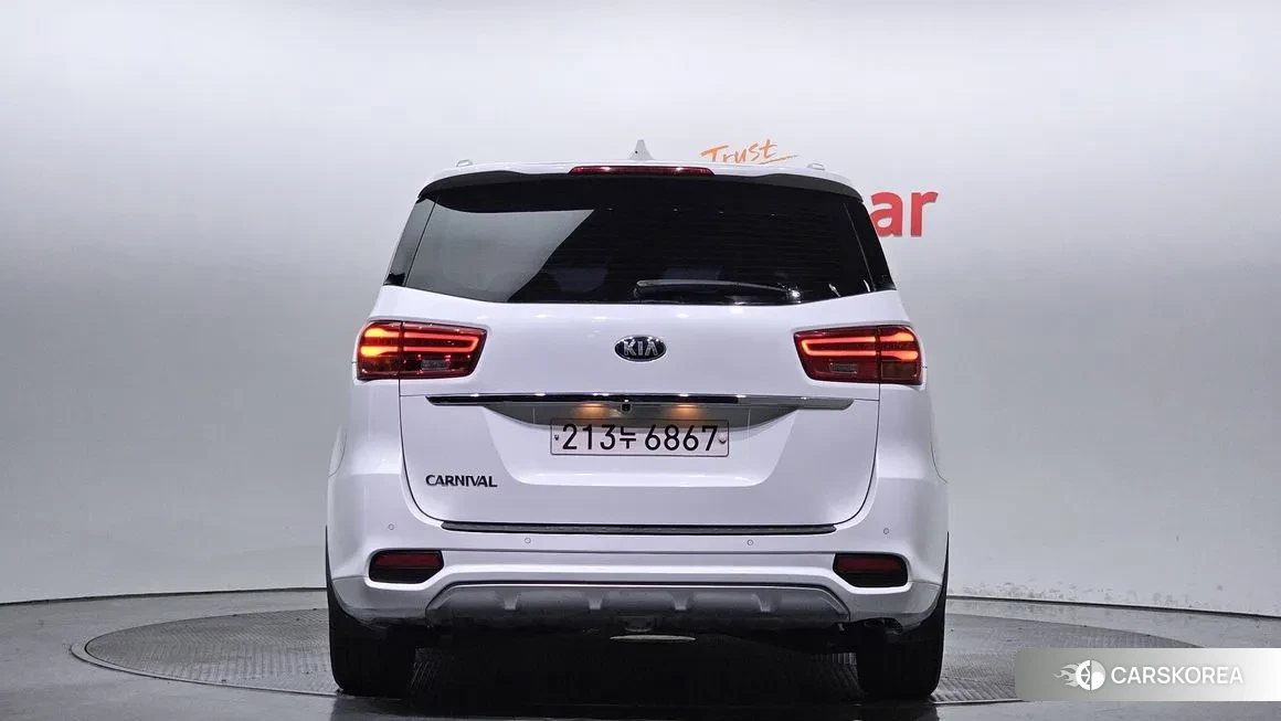 Kia The New Carnival id 2161231 из Кореи 14