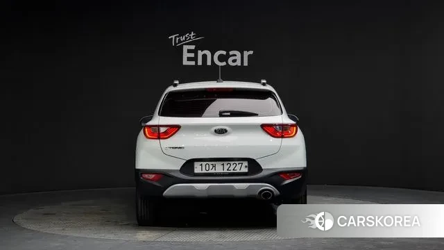 Kia Stonic id 3034356 из Кореи 14