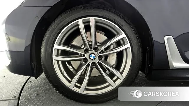 BMW 7 Series (G11) id 3773006 из Кореи 14