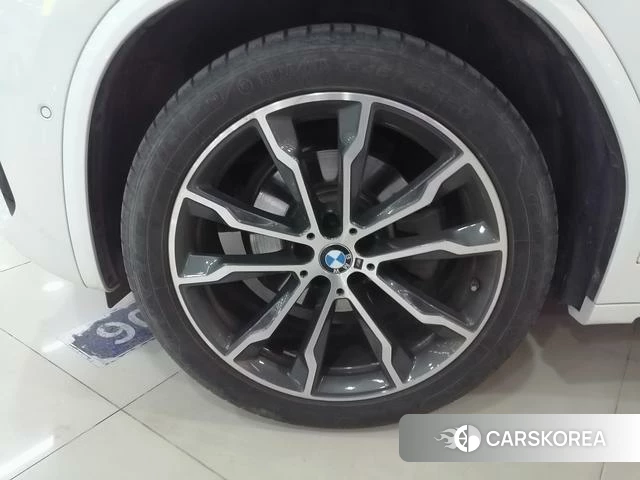 BMW X3 id 3919447 из Китая 21