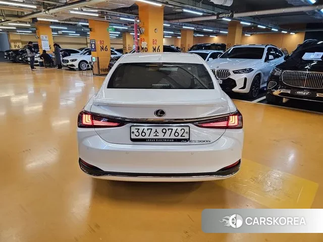 Lexus ES300h 7th generation id 3731927 из Кореи 12
