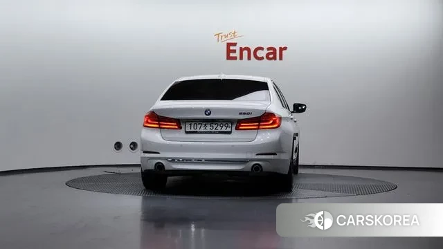 BMW 5 Series (G30) id 3379991 из Кореи 14