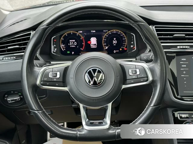 Volkswagen Tiguan L id 4238129 из Китая 20