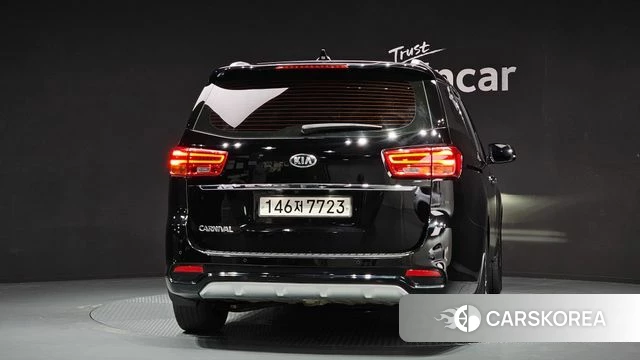 Kia The New Carnival id 3916801 из Кореи 14