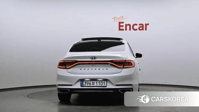 Hyundai Grandeur IG id 4245989 из Кореи 14