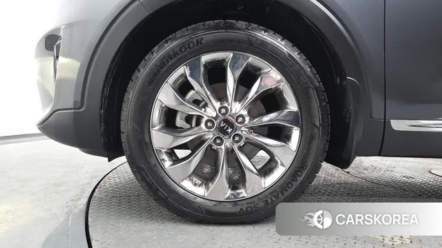 Kia The New Sorento id 3723846 из Кореи 14