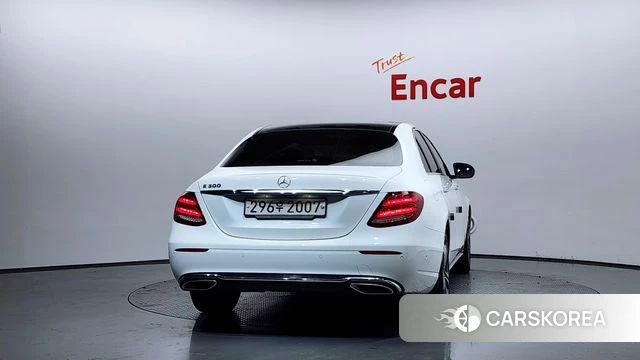 Mercedes-Benz E-Class W213 id 3899477 из Кореи 14