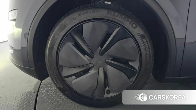 Tesla Model Y id 4441793 из Кореи 30