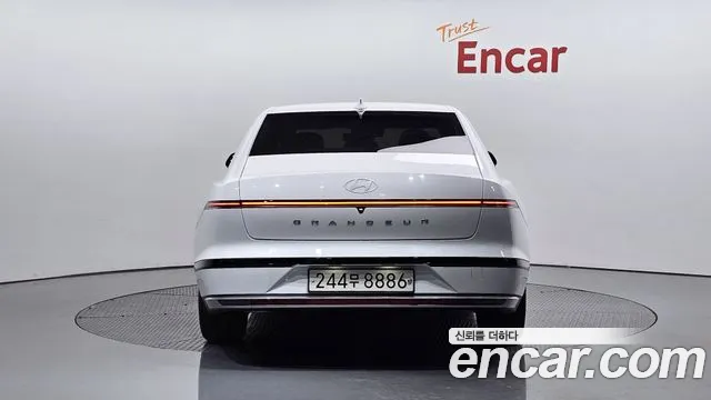 Hyundai Grandeur (GN7) id 2408464 из Кореи 14