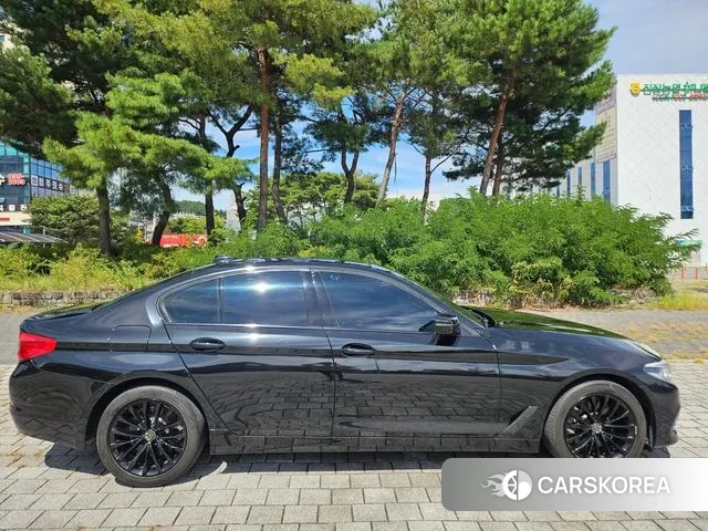 BMW 5 Series (G30) id 3489543 из Кореи 14