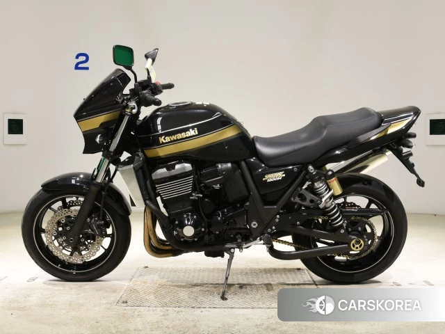 Проданный Kawasaki ZRX 1200 2016 из Японии