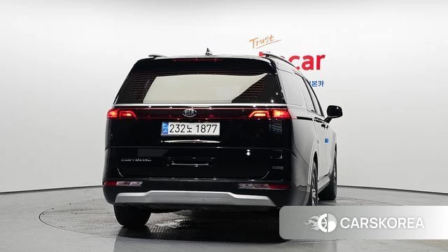 Kia Carnival 4th generation id 4406289 из Кореи 24