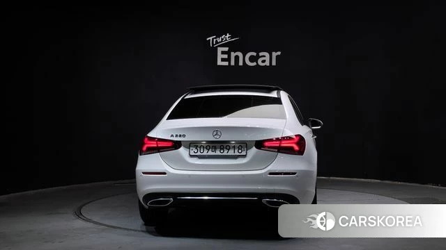 Mercedes-Benz A-Class W177 id 4384190 из Кореи 14