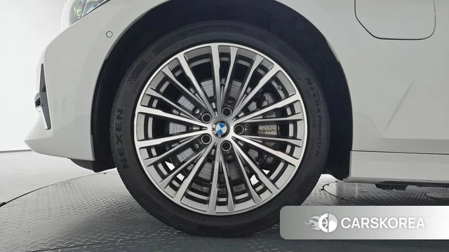 BMW 3 Series (G20) id 4651256 из Кореи 28