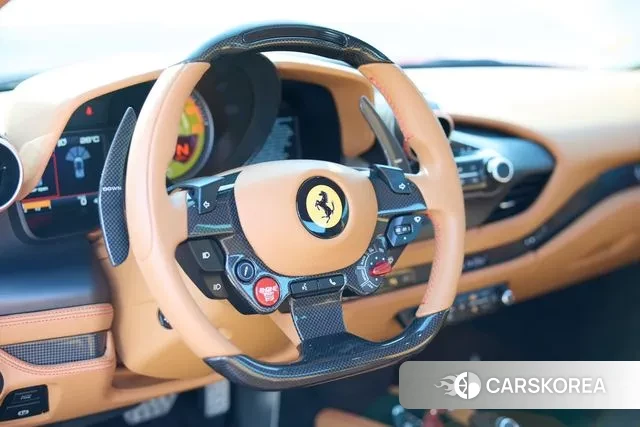 Ferrari F8 Spider 2023 Красный из Кореи, фото 5