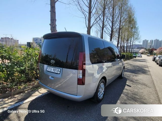 Hyundai Staria id 4262757 из Кореи 14