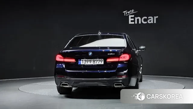 BMW 5 Series (G30) id 3153914 из Кореи 14