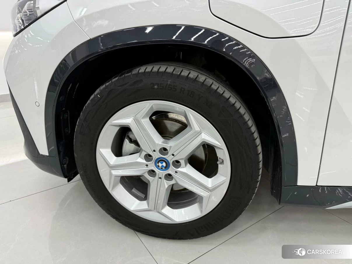 BMW iX1 id 4426779 из Китая 25