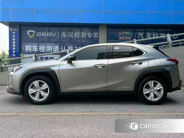 Lexus UX id 4353299 из Китая 8
