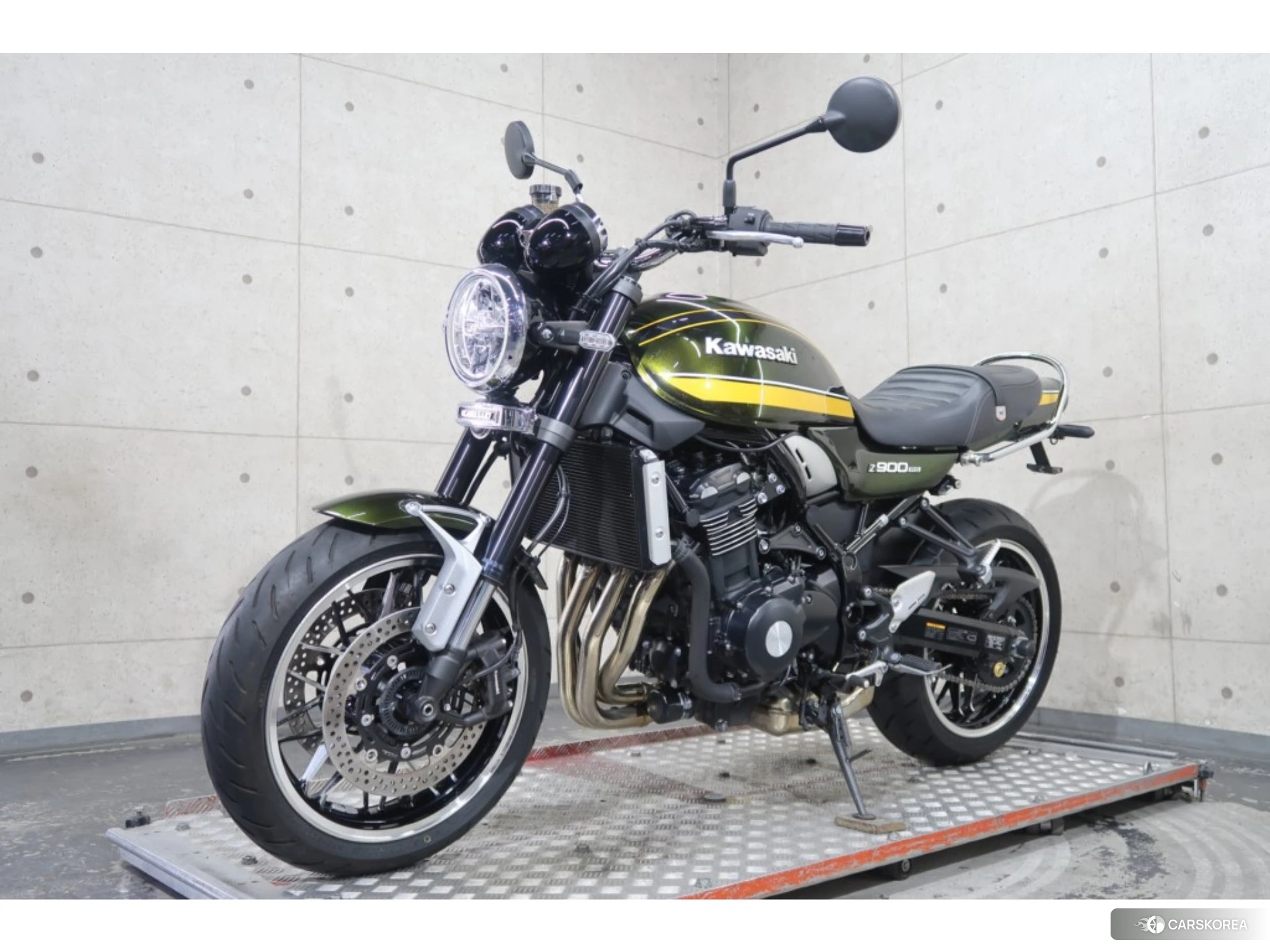 Kawasaki Z900RS id 3950307 из Японии 25