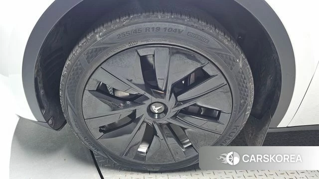 Tesla Model Y id 4783536 из Кореи 27