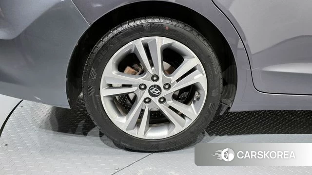 Hyundai Avante AD id 4310952 из Кореи 24