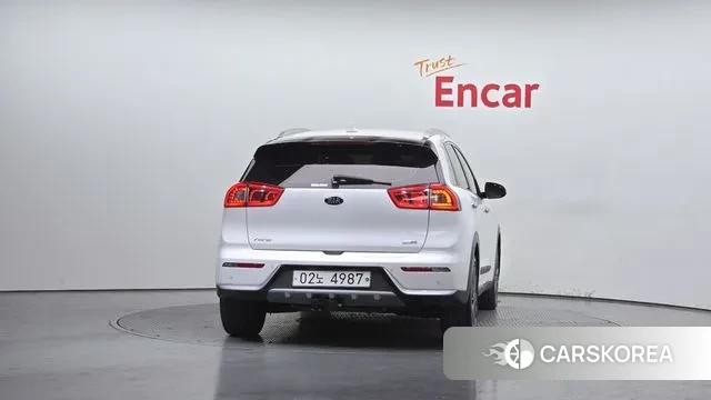 Kia Niro id 3500063 из Кореи 14