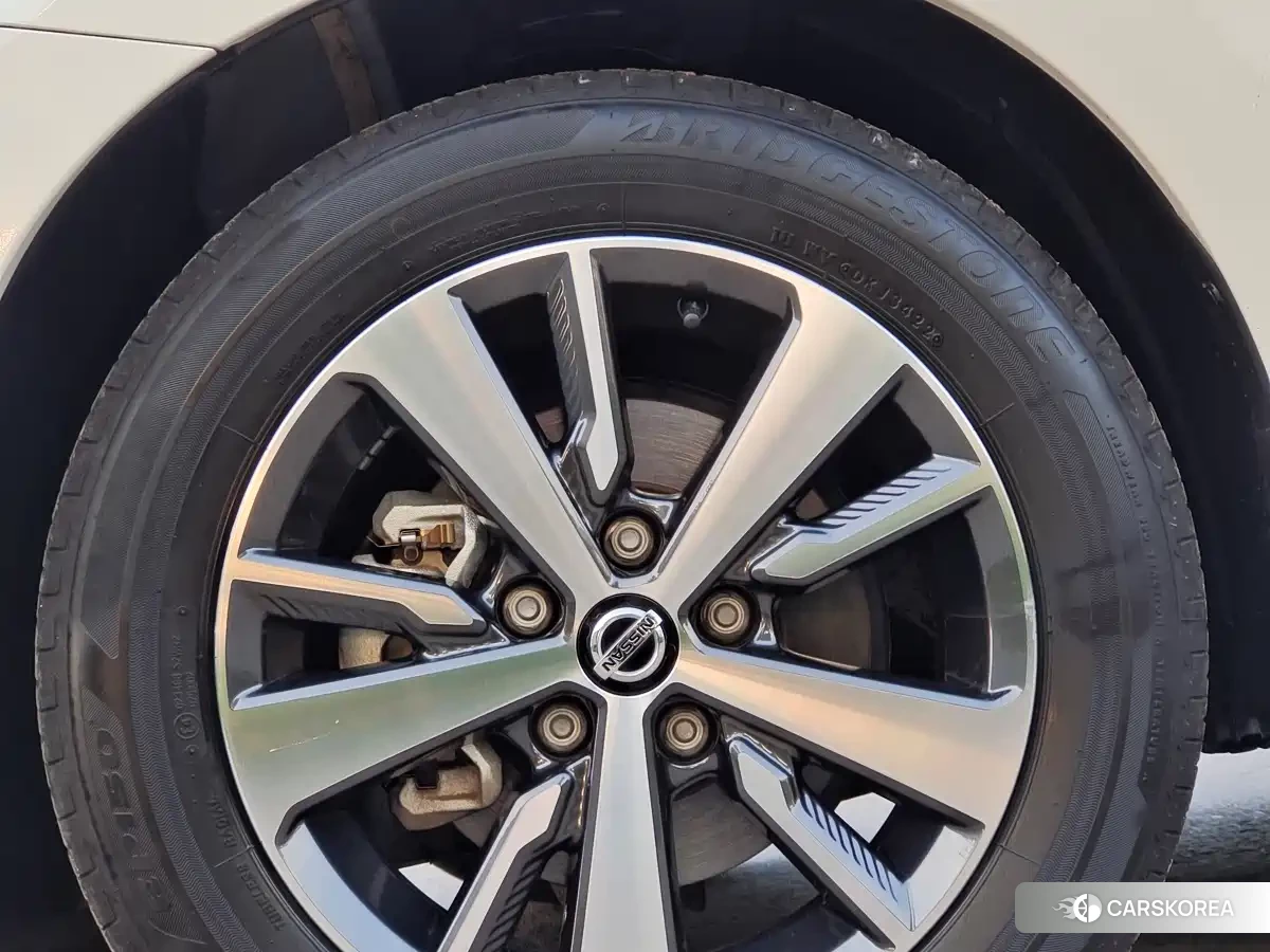 Nissan Lannia id 4601018 из Китая 8
