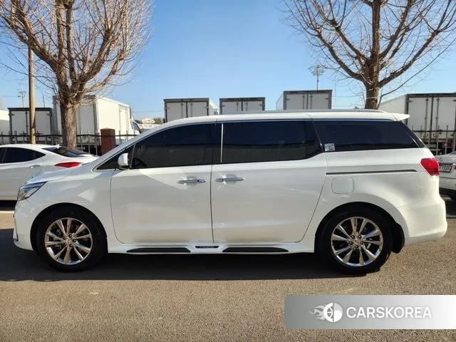 Kia The New Carnival id 3626601 из Кореи 13