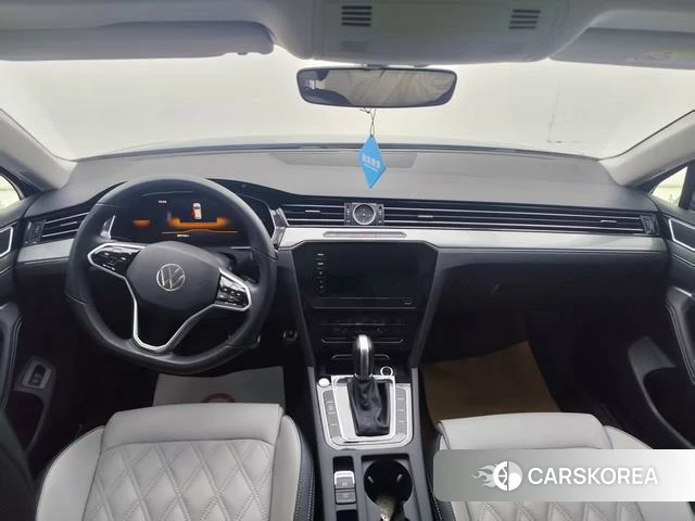 Volkswagen Magotan id 4275751 из Китая 17