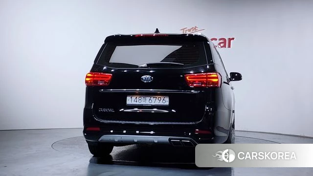 Kia The New Carnival id 3899305 из Кореи 14