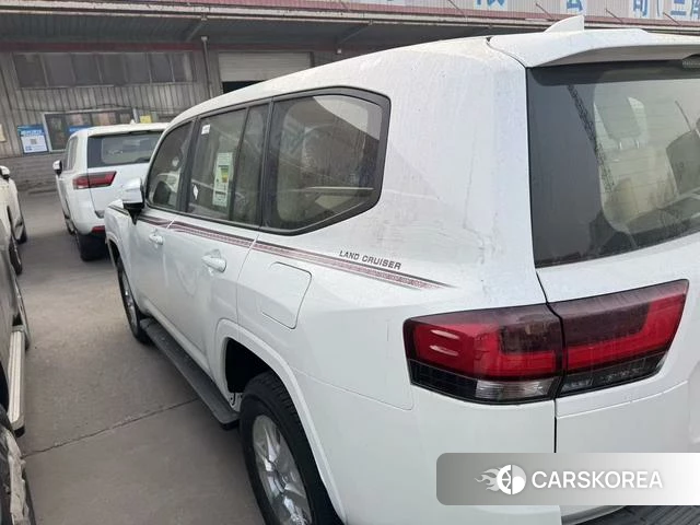 Toyota Land Cruiser (imported) 2026 Белый из Китая, фото 4